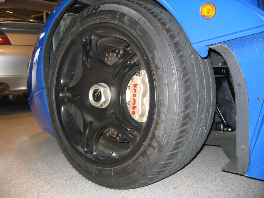 Колеса McLaren F1 1993 года  (фото 52 из 76)